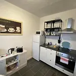 Elbperle Wunderschoene Ferien Und Handwerker Wohnung